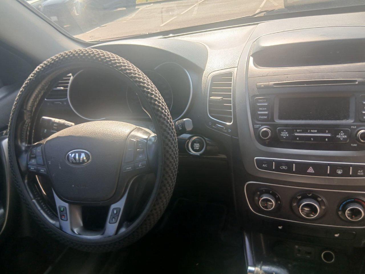 2015 Kia Sorento LX AWD ONE OWNER   7 SEATER   HEATED FRONT SEATS Photo