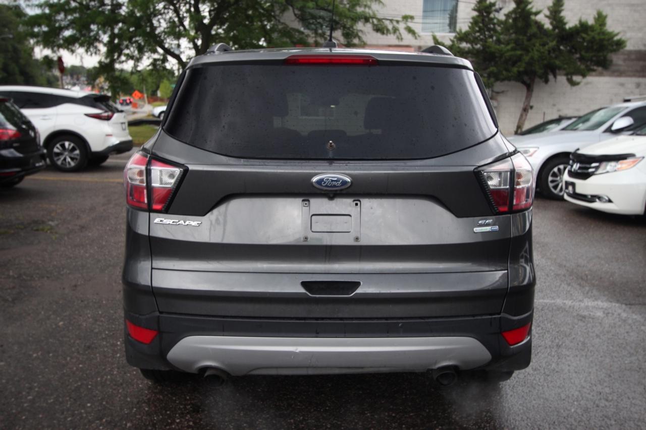 2017 Ford Escape SE - CLEAN CARFAX, NO ACCIDENTS Photo