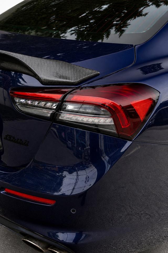 2018 Maserati Ghibli SQ4 Photo