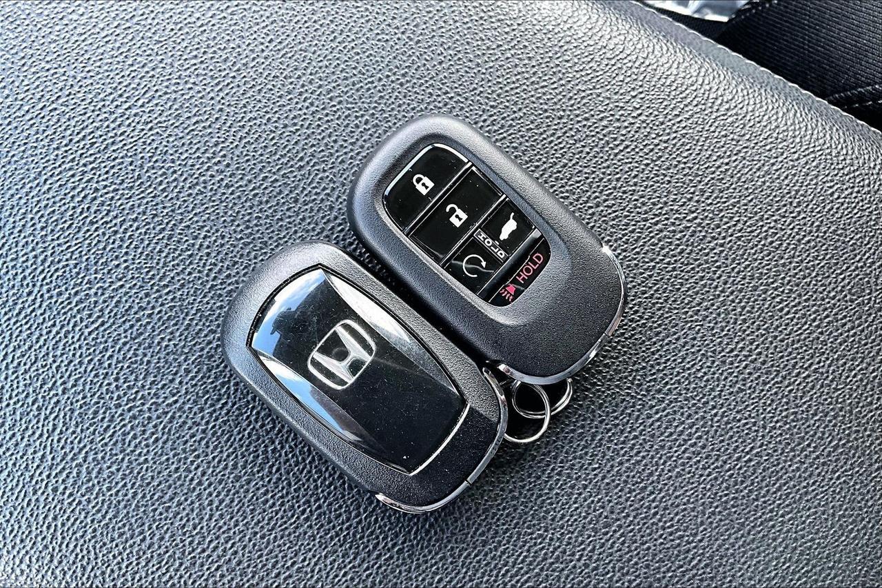 2023 Honda CR-V SPORT AWD   1 OWNER   ACCIDENT FREE   SUNROOF Photo