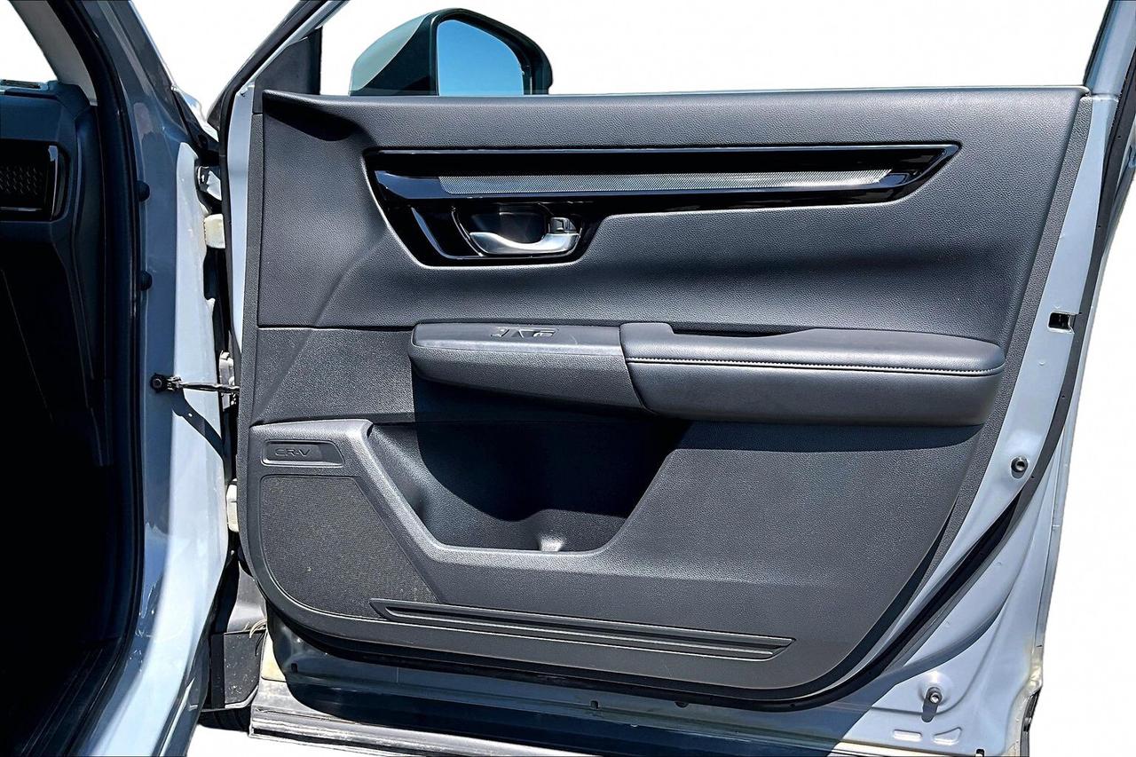 2023 Honda CR-V SPORT AWD   1 OWNER   ACCIDENT FREE   SUNROOF Photo