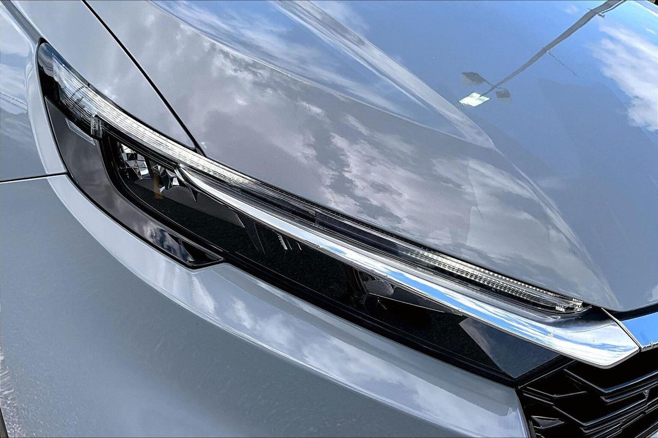 2023 Honda CR-V SPORT AWD   1 OWNER   ACCIDENT FREE   SUNROOF Photo