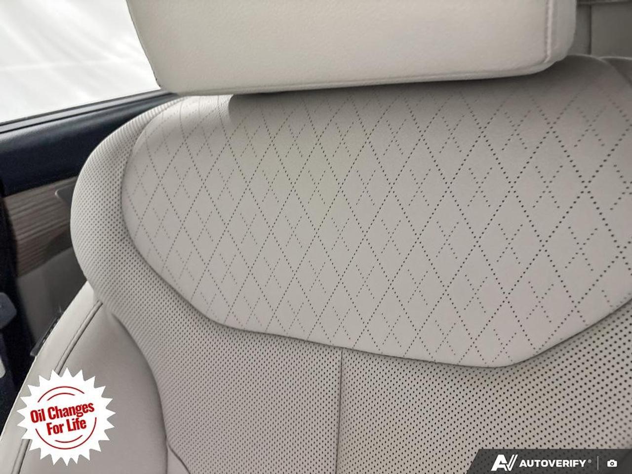 2021 Hyundai PALISADE Luxury 8-Passenger AWD Photo