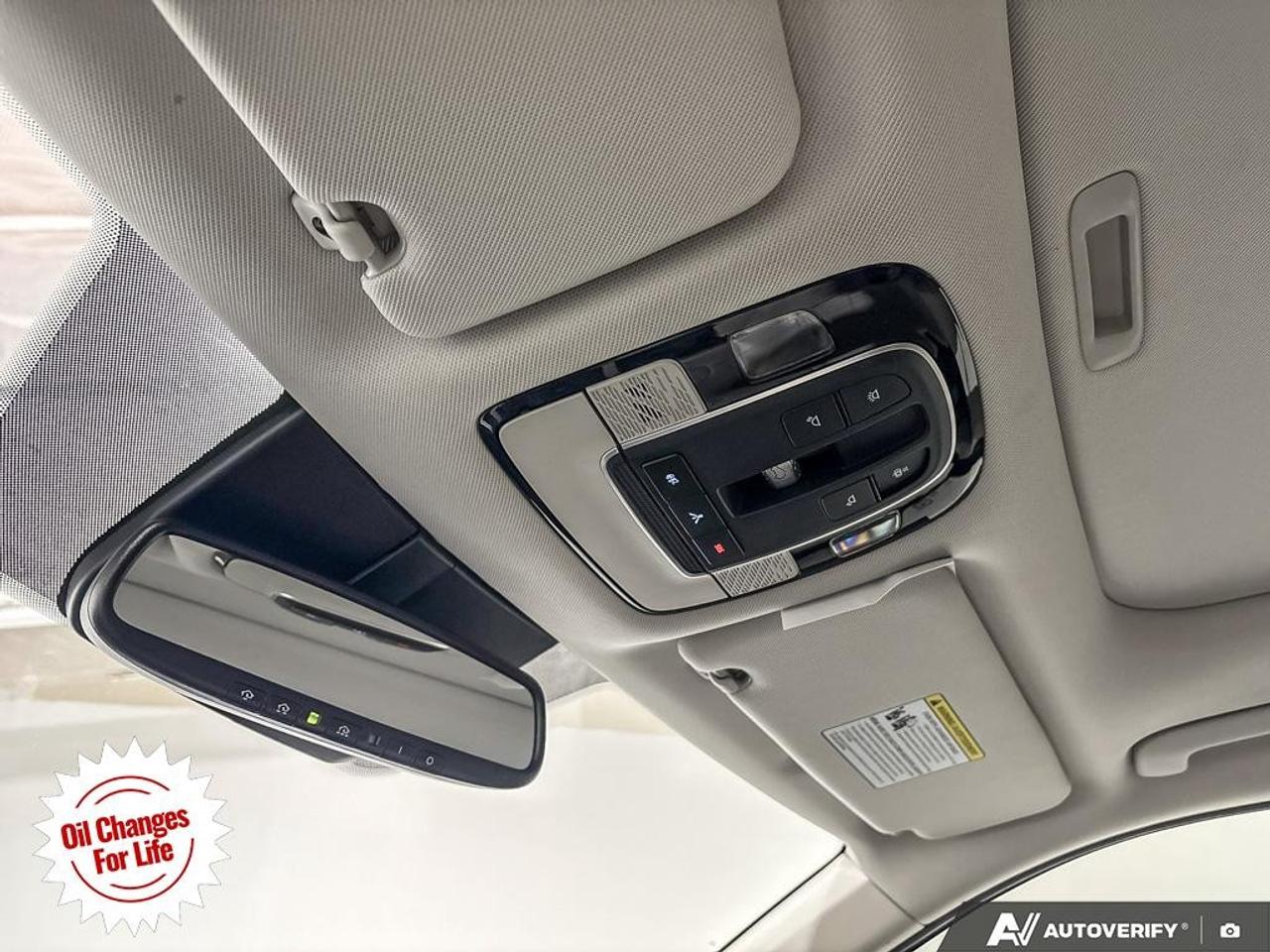 2021 Hyundai PALISADE Luxury 8-Passenger AWD Photo