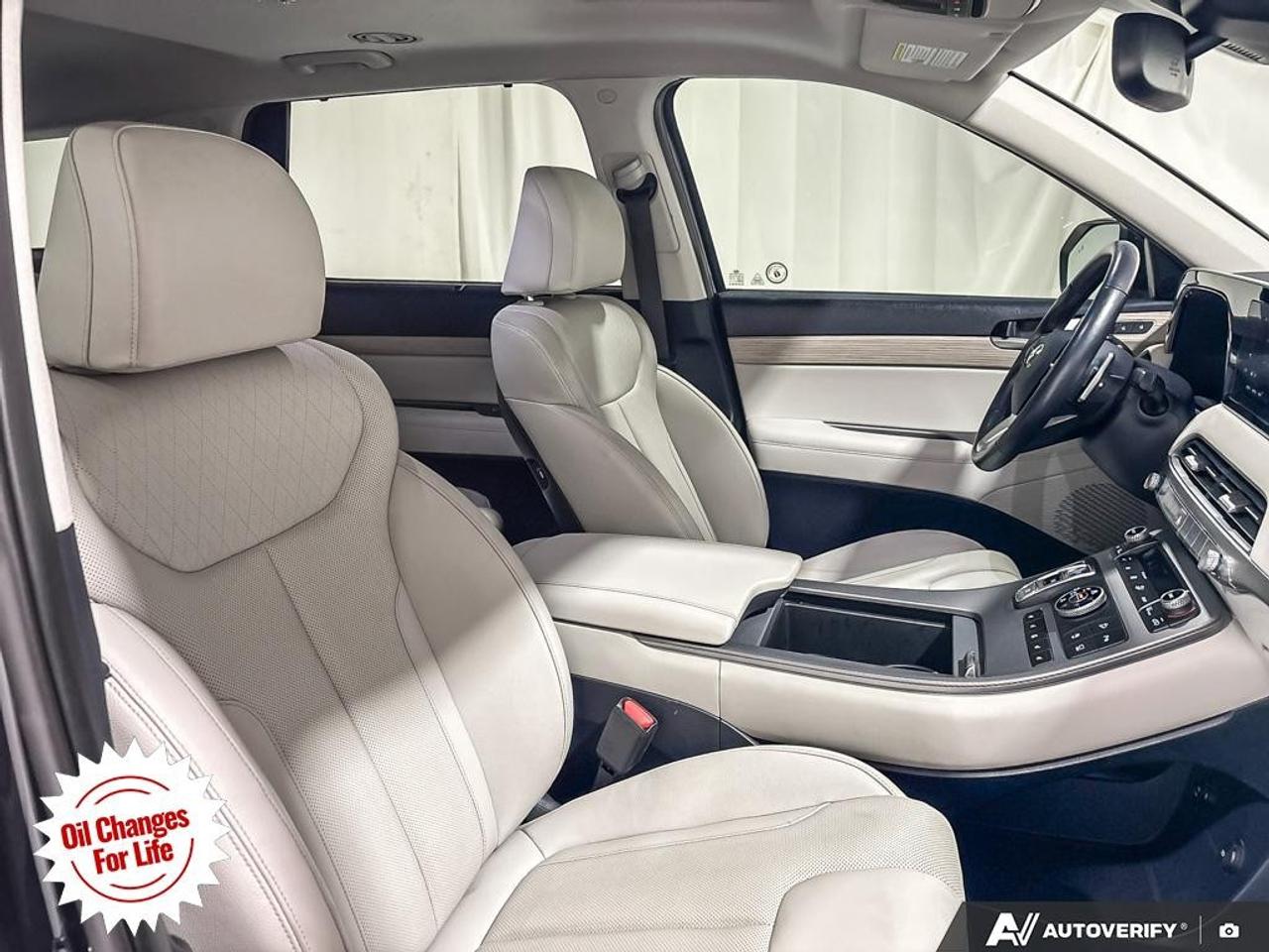2021 Hyundai PALISADE Luxury 8-Passenger AWD Photo