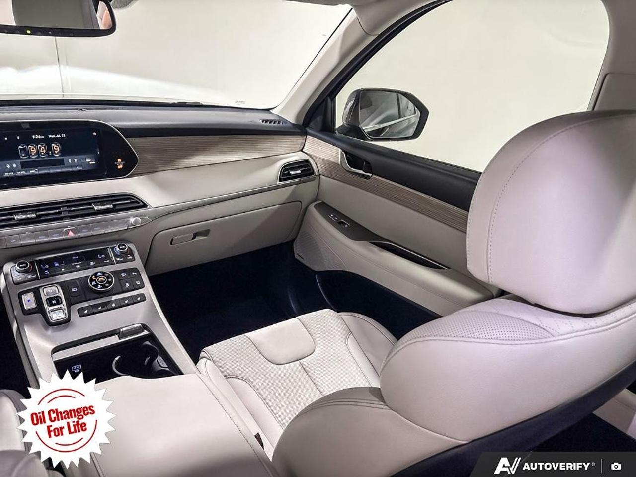 2021 Hyundai PALISADE Luxury 8-Passenger AWD Photo
