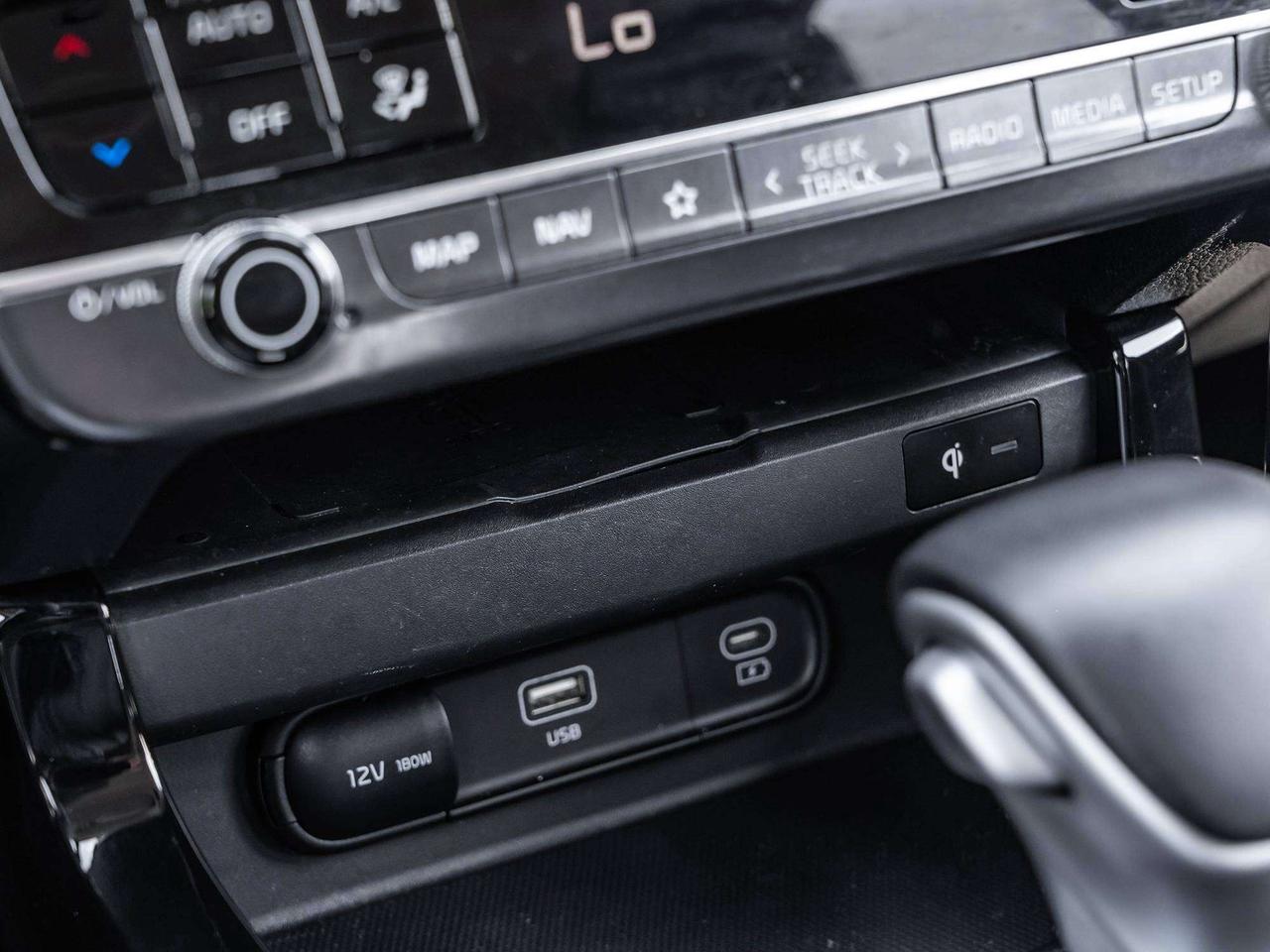 2024 Kia Seltos LEATHER ROOF NAVI  LOW KMS Photo