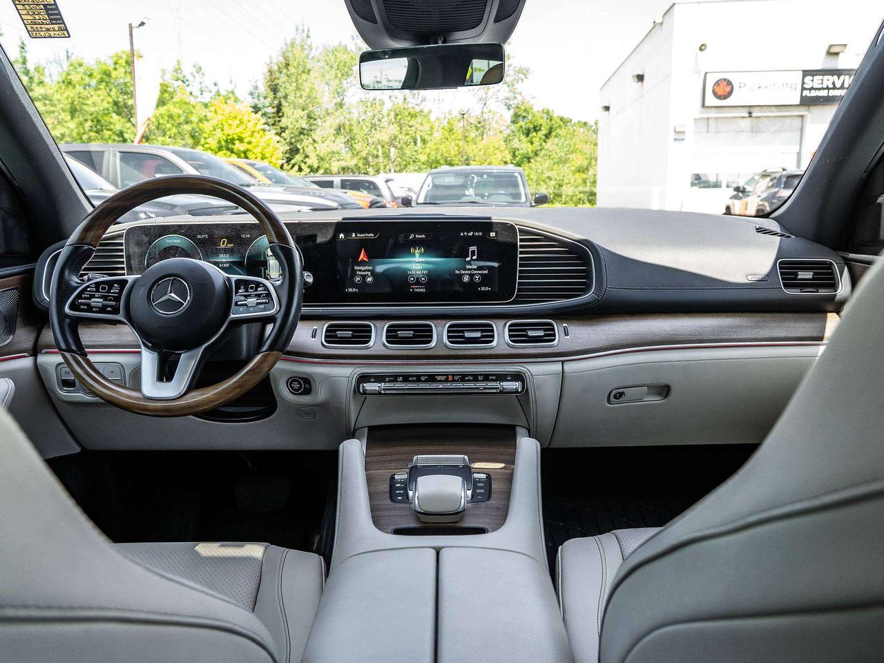 2022 Mercedes-Benz GLE 4MATIC® Photo