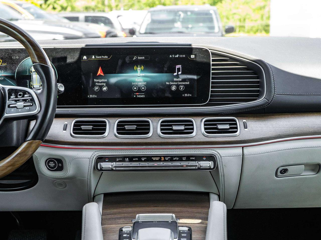 2022 Mercedes-Benz GLE 4MATIC® Photo
