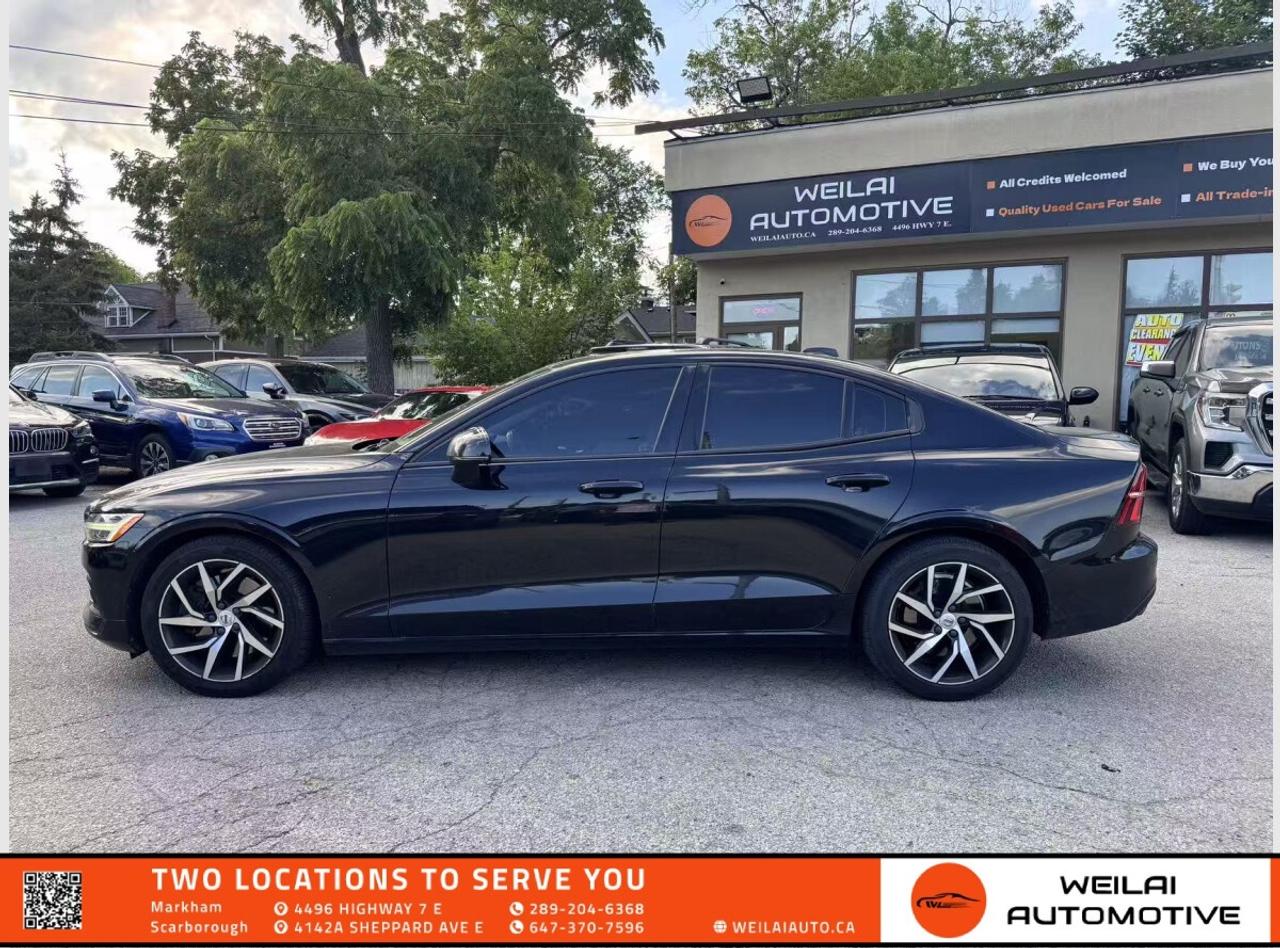 2019 Volvo S60 Momentum | ACCIDENT FREE Photo4
