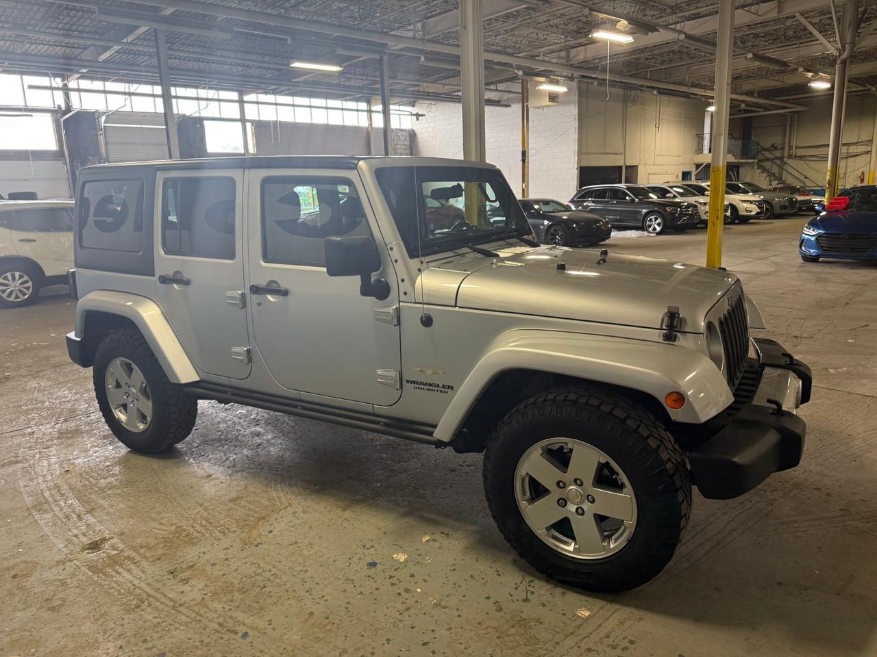 2011 Jeep WRANGLER UNLIMITED Sahara 4dr 4x4 Photo