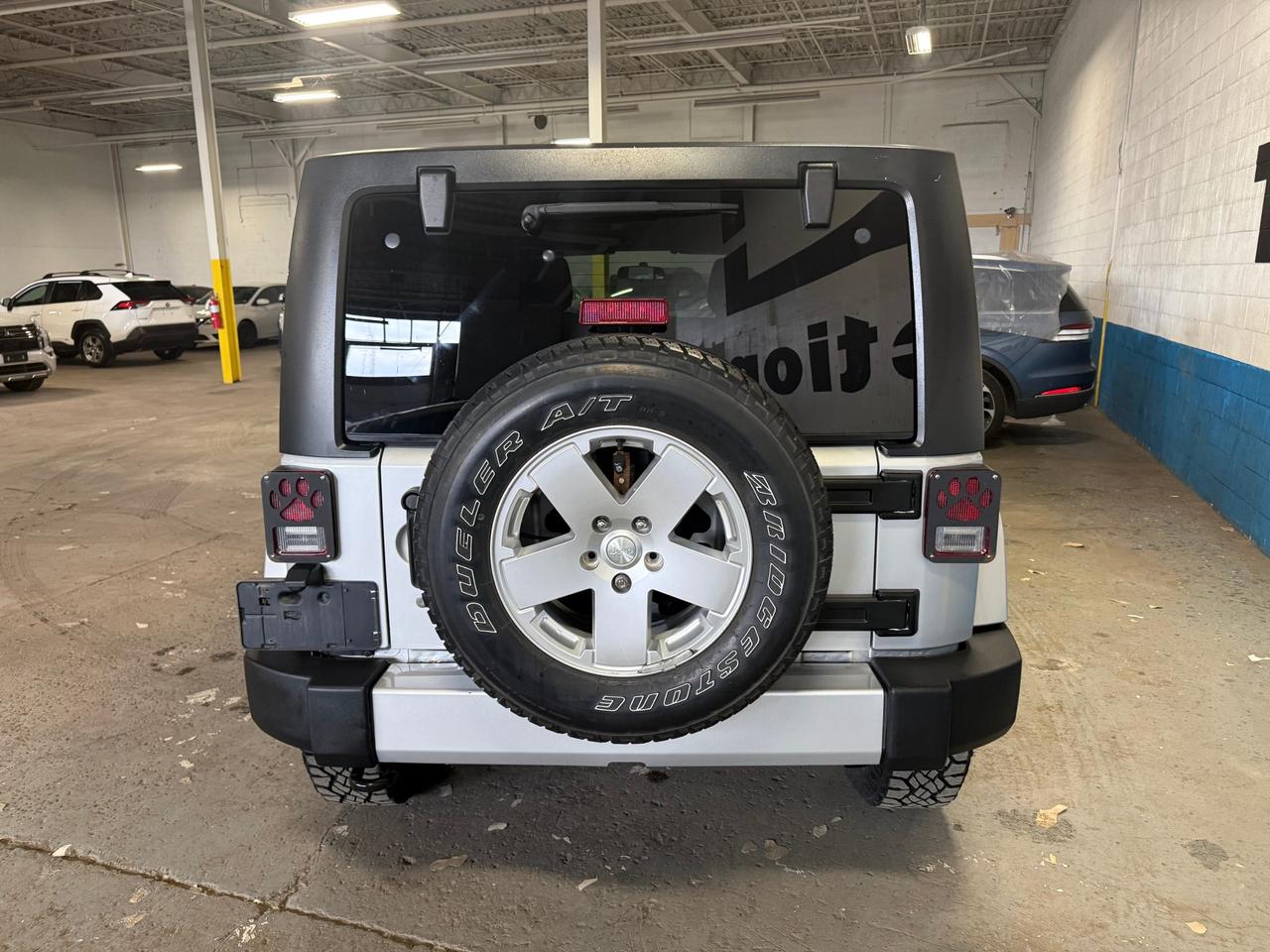 2011 Jeep WRANGLER UNLIMITED Sahara 4dr 4x4 Photo