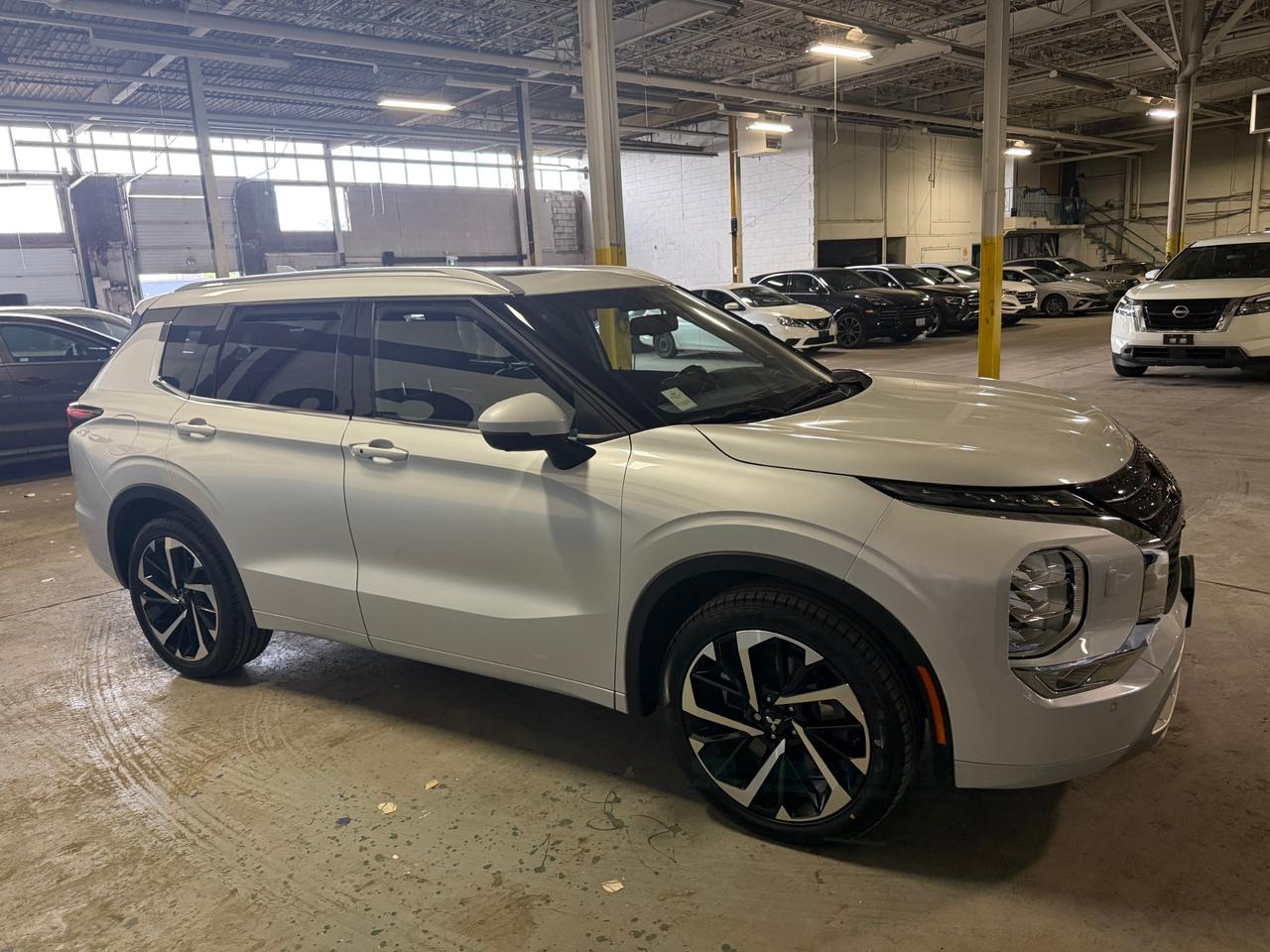 2022 Mitsubishi Outlander GT 4dr S-AWC Photo