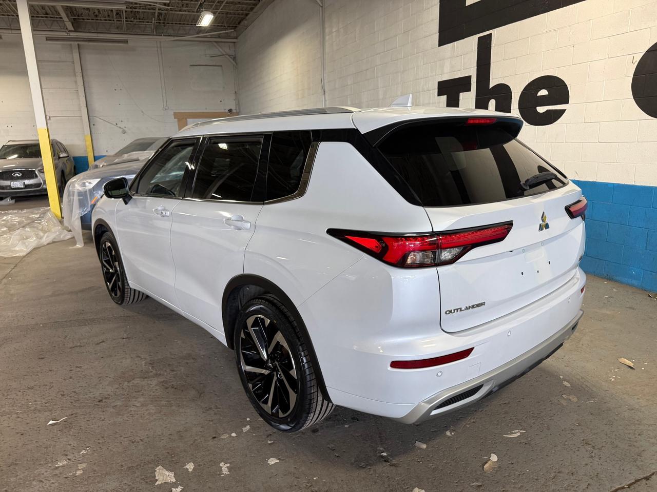2022 Mitsubishi Outlander GT 4dr S-AWC Photo
