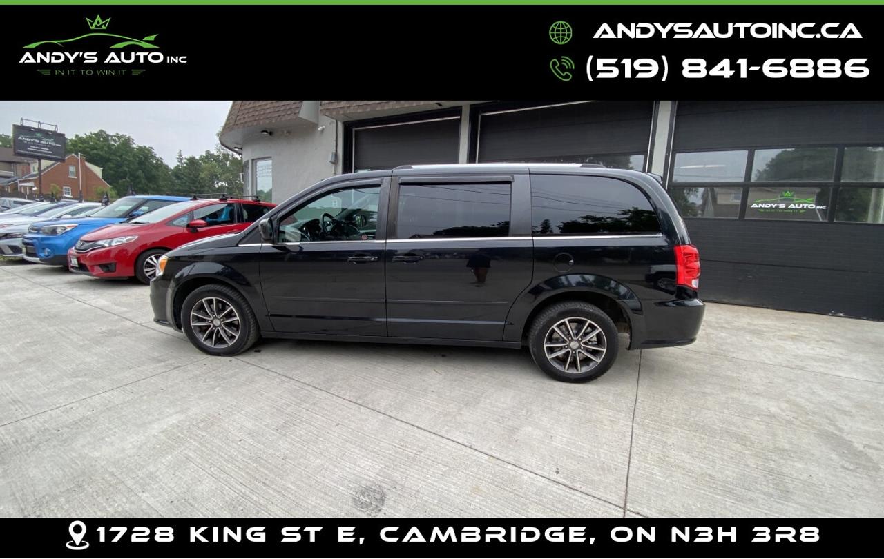 2016 Dodge Grand Caravan SXT PREMIUM PLUS ! ONE OWNER ! SXT PREMIUM Grand Caravan SXT PREMIUM PLUS ! ONE O Photo