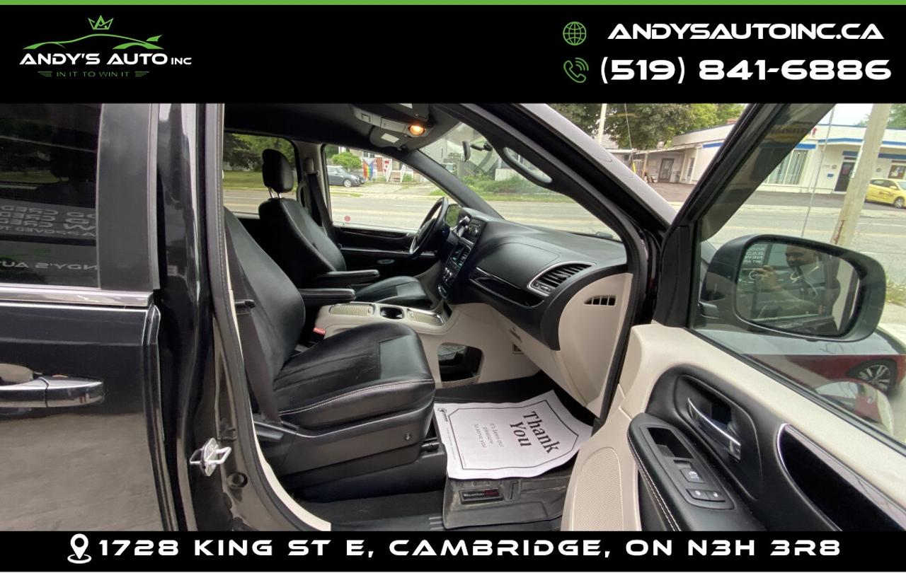 2016 Dodge Grand Caravan SXT PREMIUM PLUS ! ONE OWNER ! SXT PREMIUM Grand Caravan SXT PREMIUM PLUS ! ONE O Photo