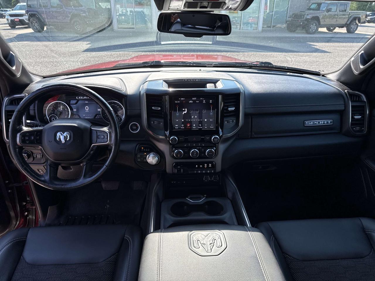 2019 RAM 1500 Sport - tow pkg - htd seats/wheel Photo2