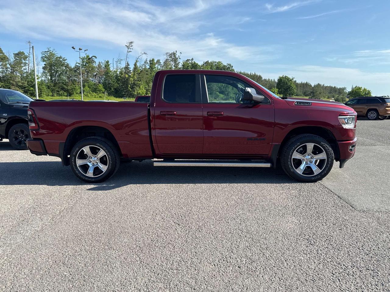 2019 RAM 1500 Sport - tow pkg - htd seats/wheel Photo