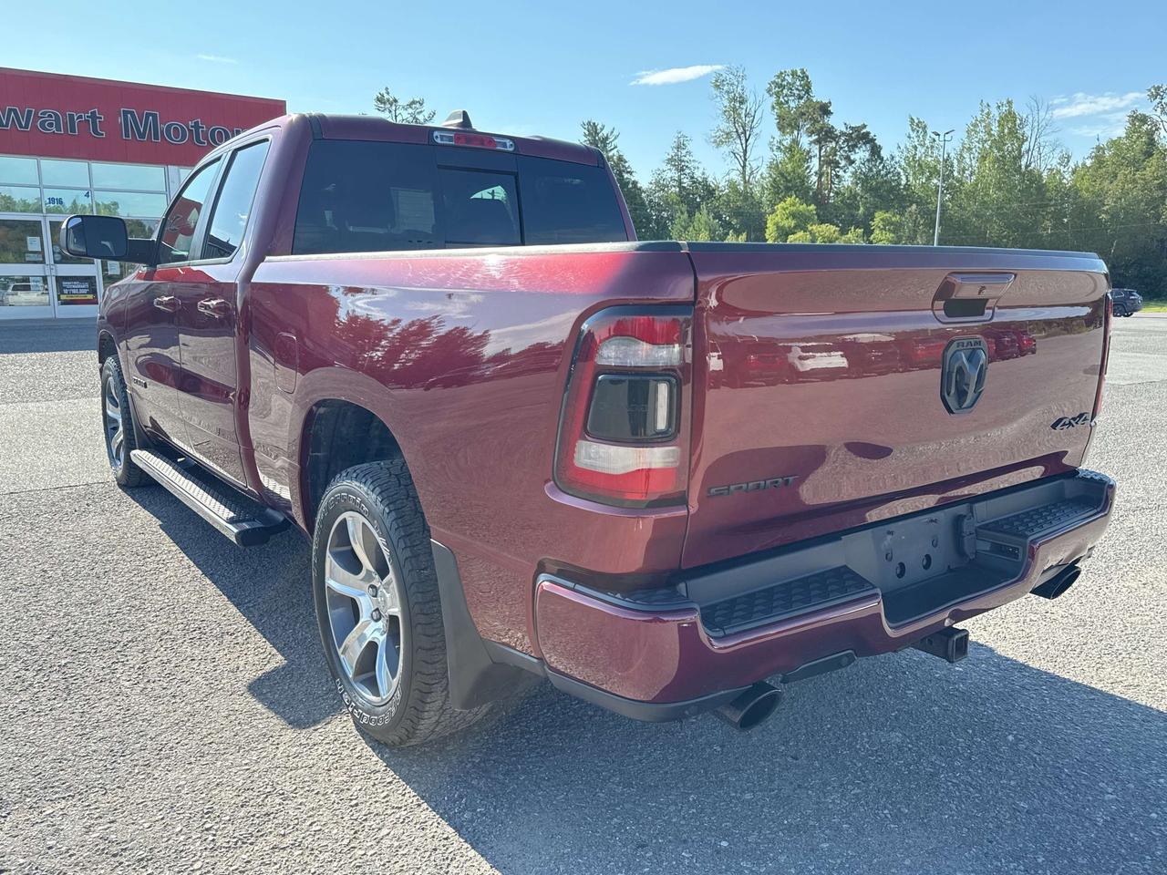 2019 RAM 1500 Sport - tow pkg - htd seats/wheel Photo