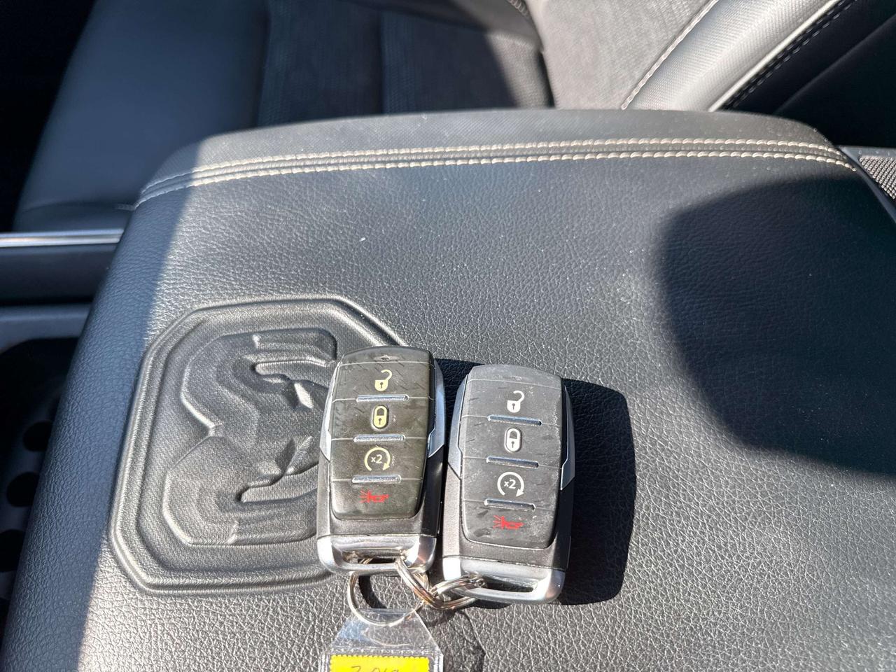2019 RAM 1500 Sport - tow pkg - htd seats/wheel Photo