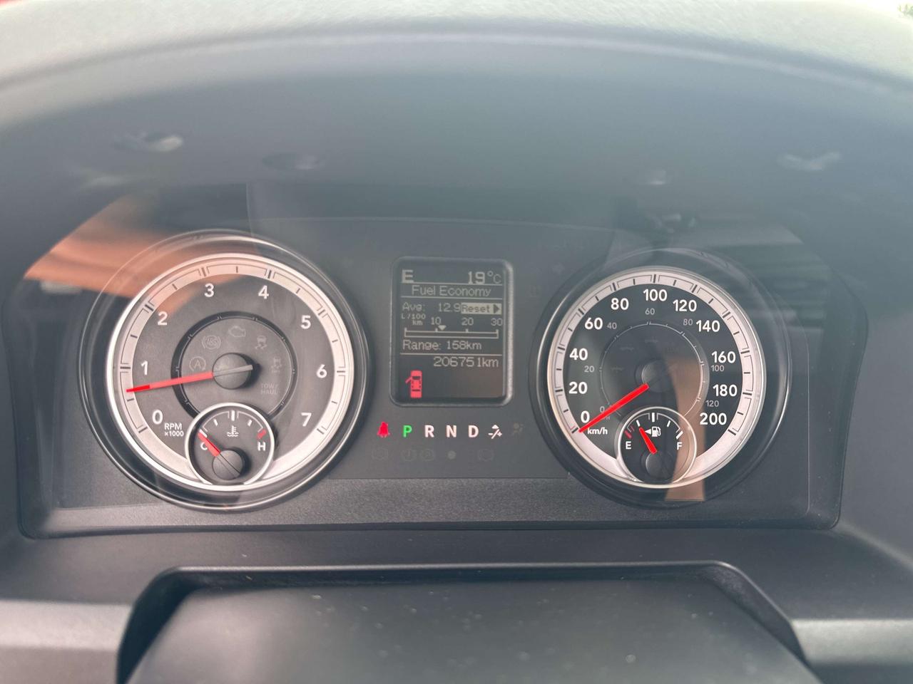 2015 RAM 1500 SLT - cruise control Photo