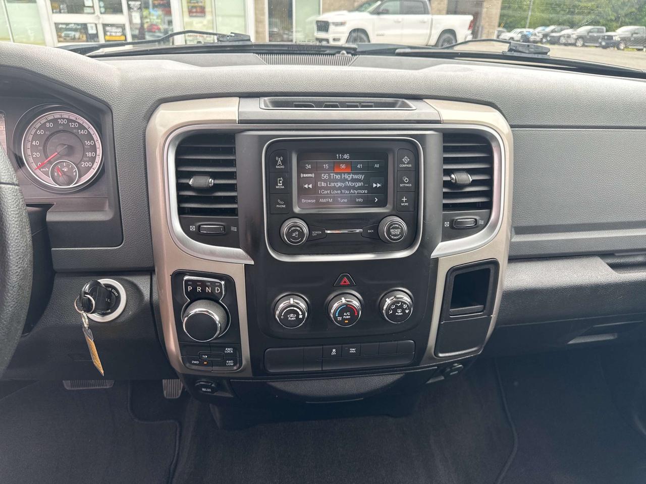 2015 RAM 1500 SLT - cruise control Photo