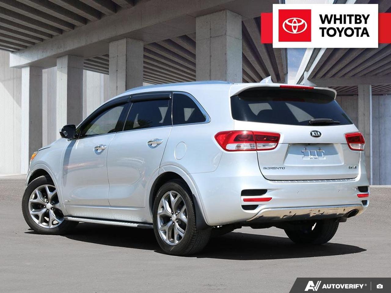 2016 Kia Sorento SX 3.3L AWD Photo3