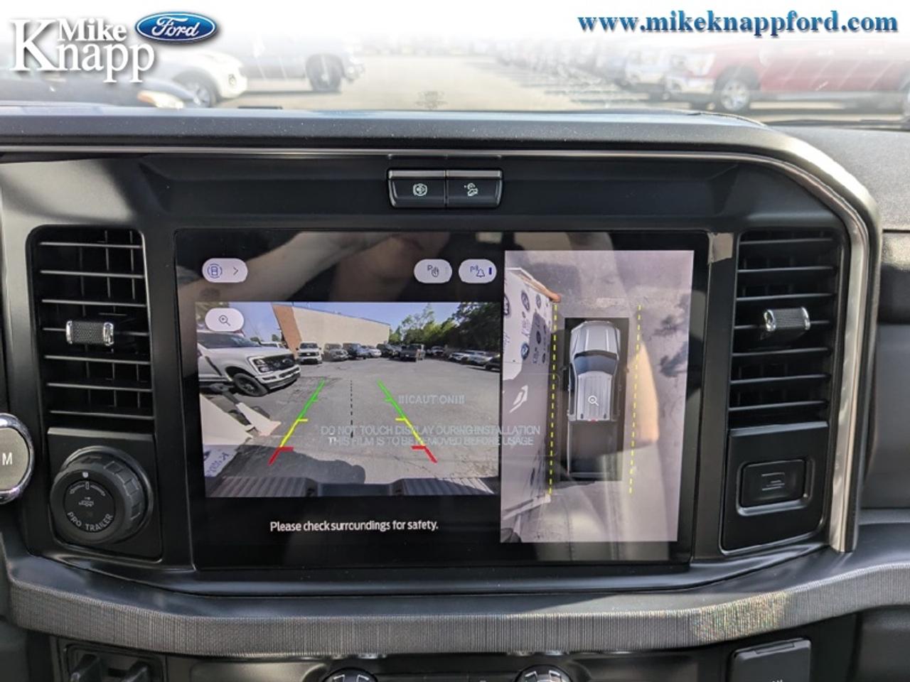 2026 Ford F-350 Super Duty Platinum Photo