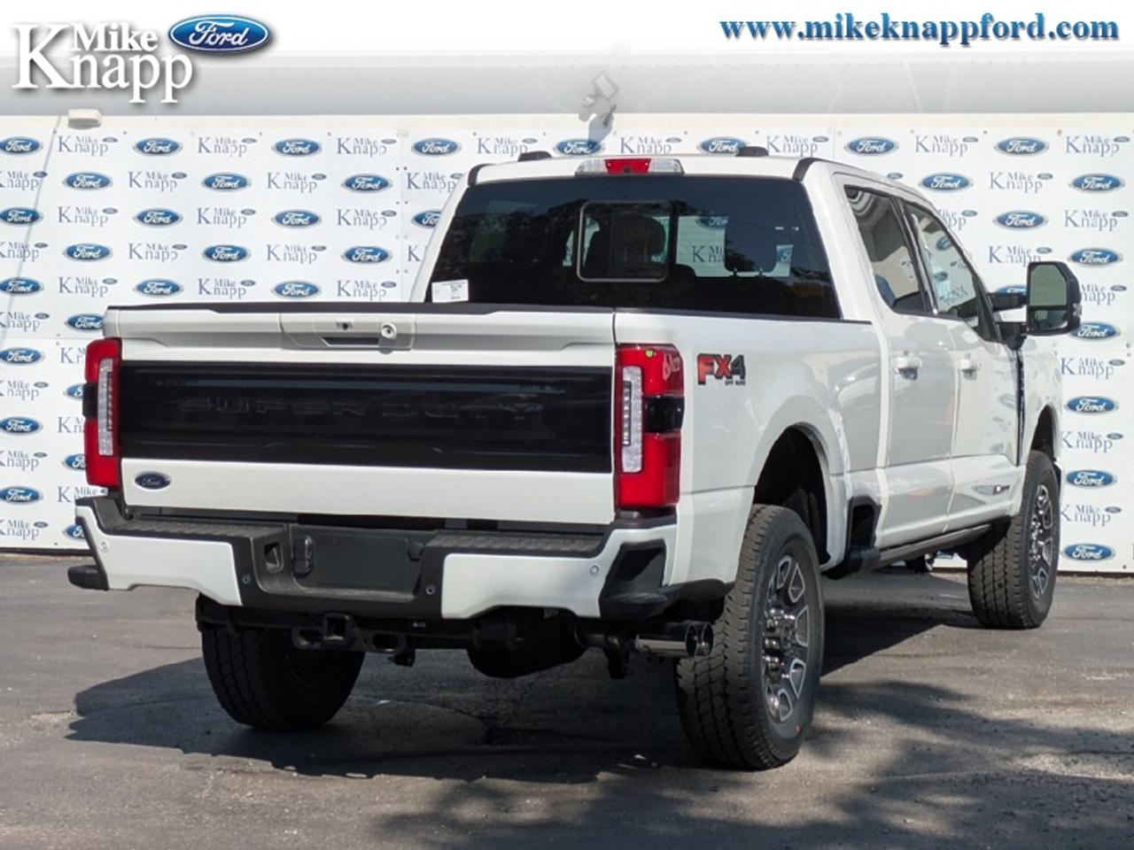 2026 Ford F-350 Super Duty Platinum Photo