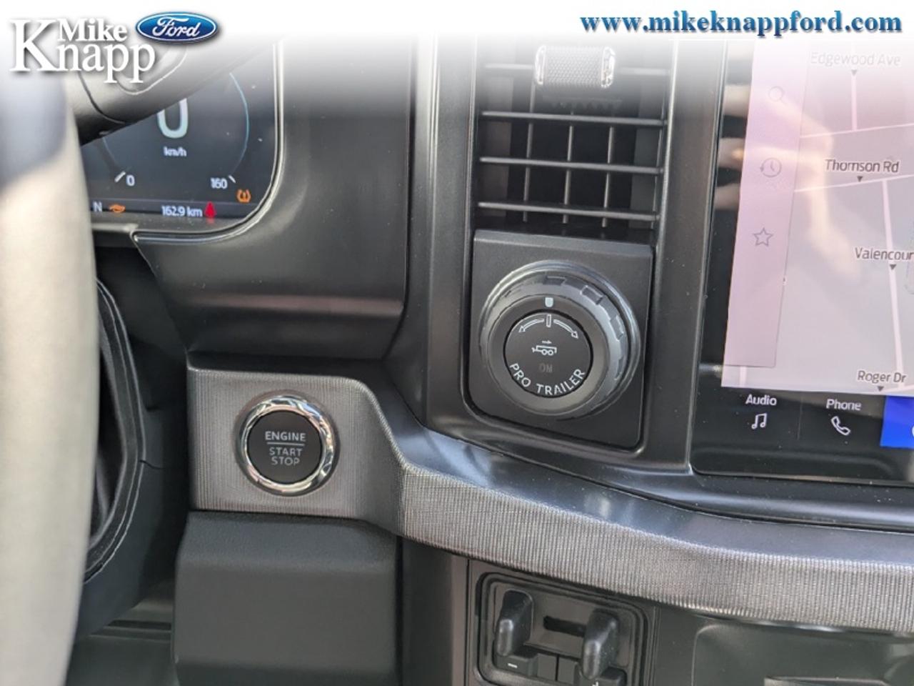 2026 Ford F-350 Super Duty Platinum Photo