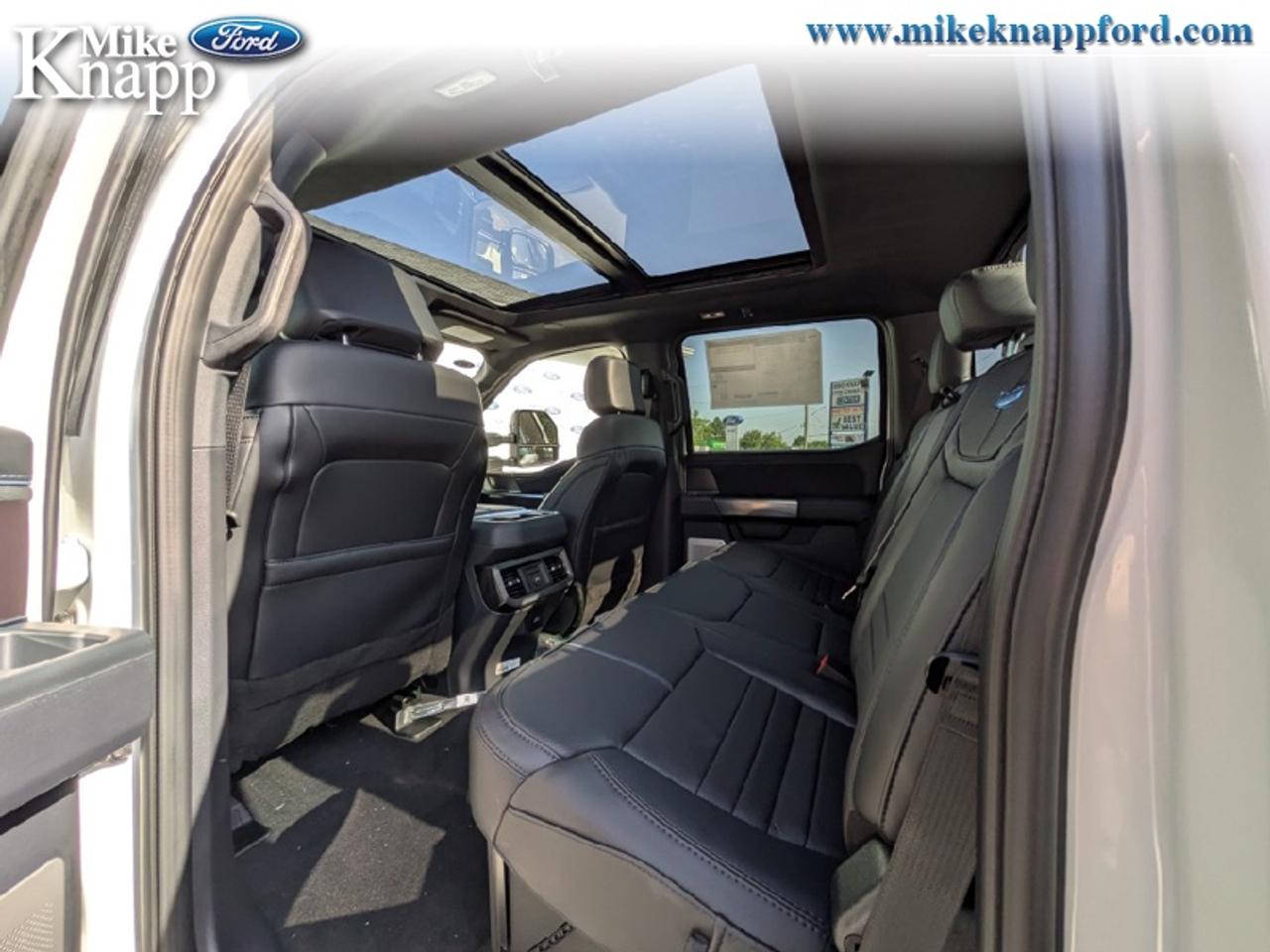 2026 Ford F-350 Super Duty Platinum Photo
