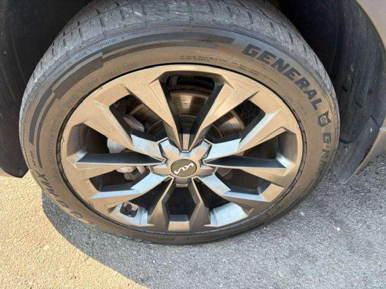 2023 Kia Sorento X-Line, LOCAL TRADE, GREAT SHAPE, GREAT PRICE! Photo