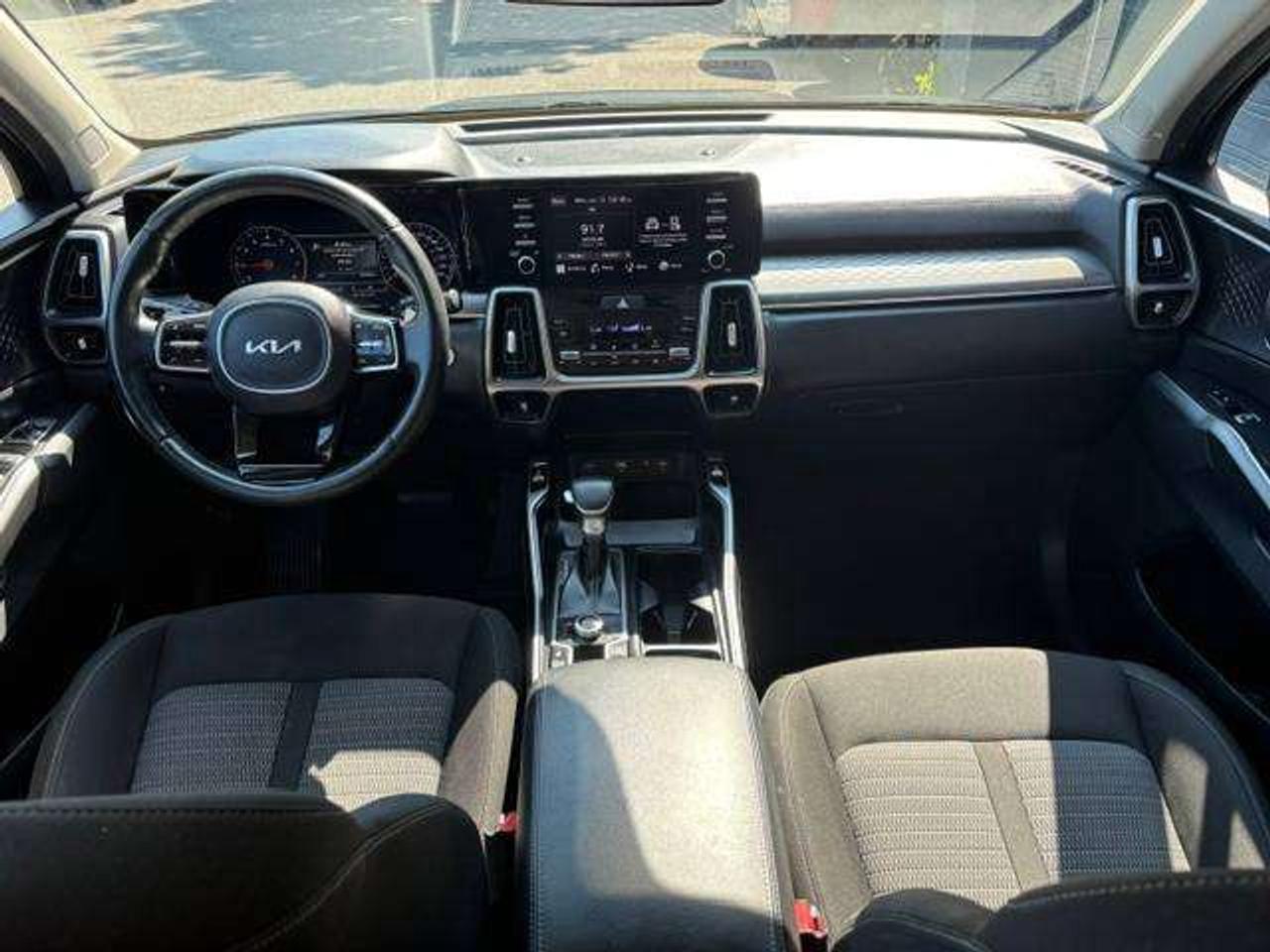 2023 Kia Sorento X-Line, LOCAL TRADE, GREAT SHAPE, GREAT PRICE! Photo