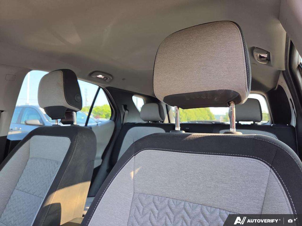 2024 Chevrolet Equinox LS AWD   WELL MAINTAINED   OFF LEASE   NO CLAIMS Photo