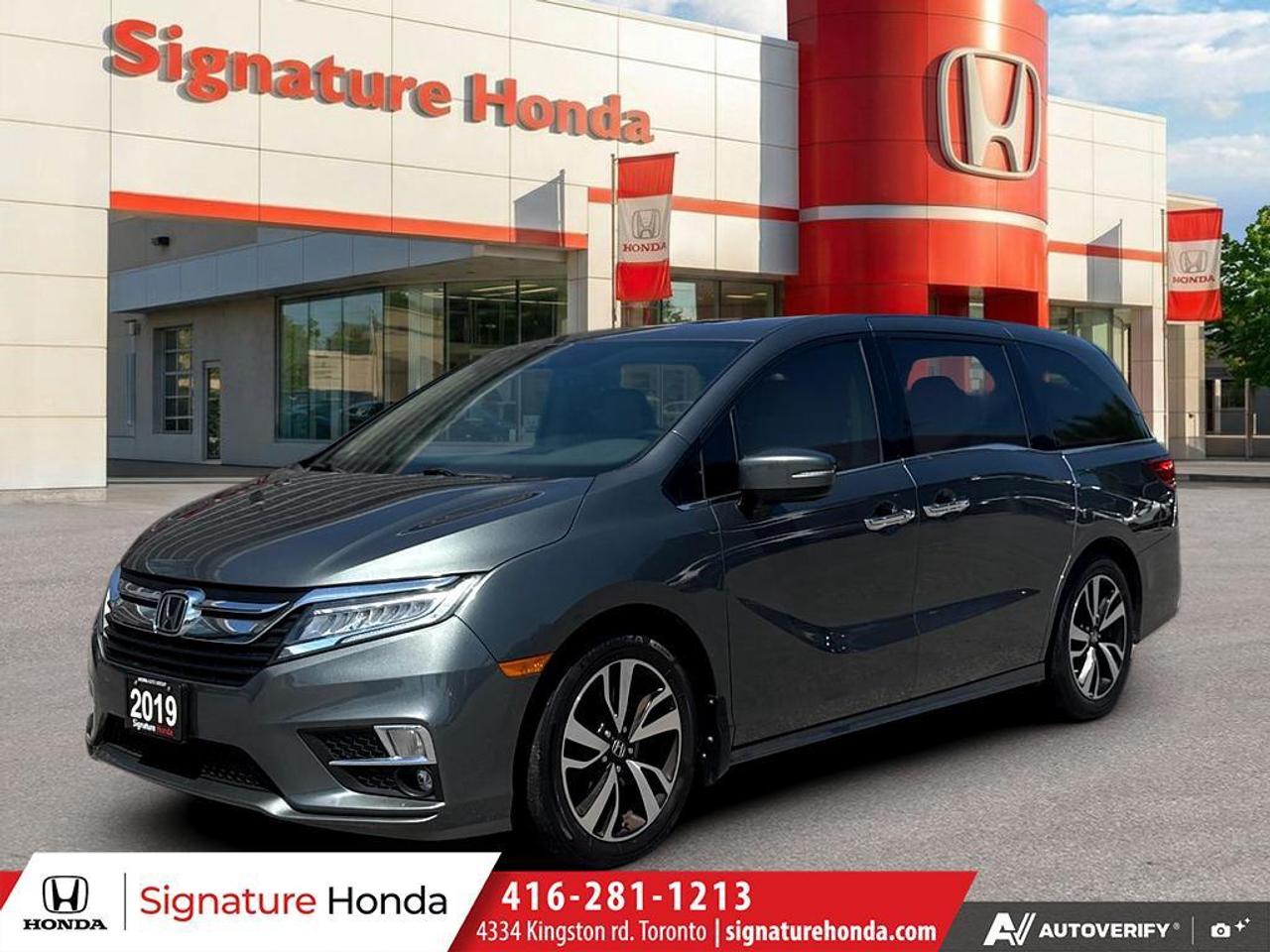 2019 Honda Odyssey Touring Photo0