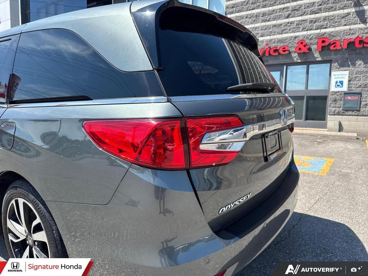 2019 Honda Odyssey Touring Photo