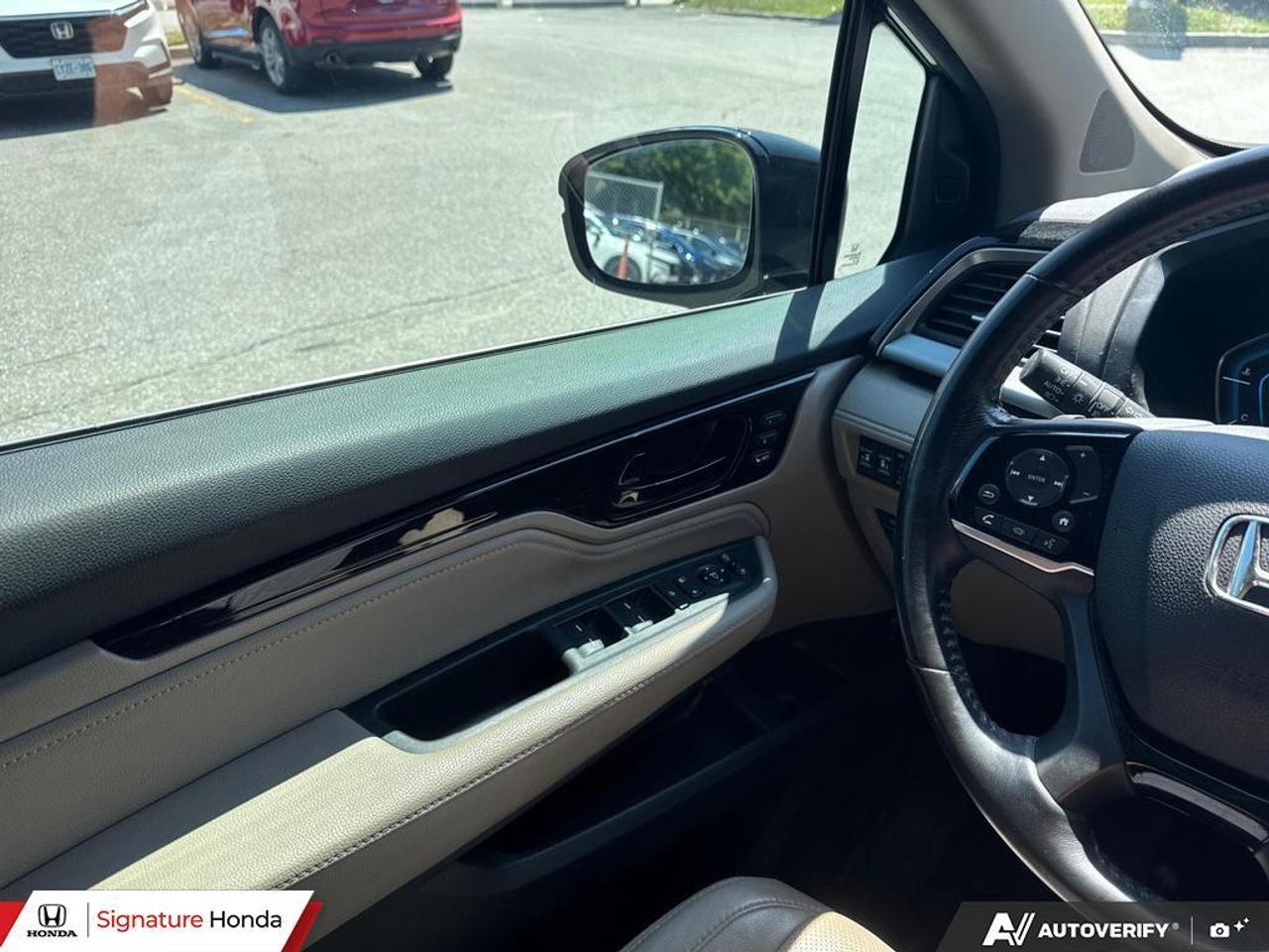 2019 Honda Odyssey Touring Photo