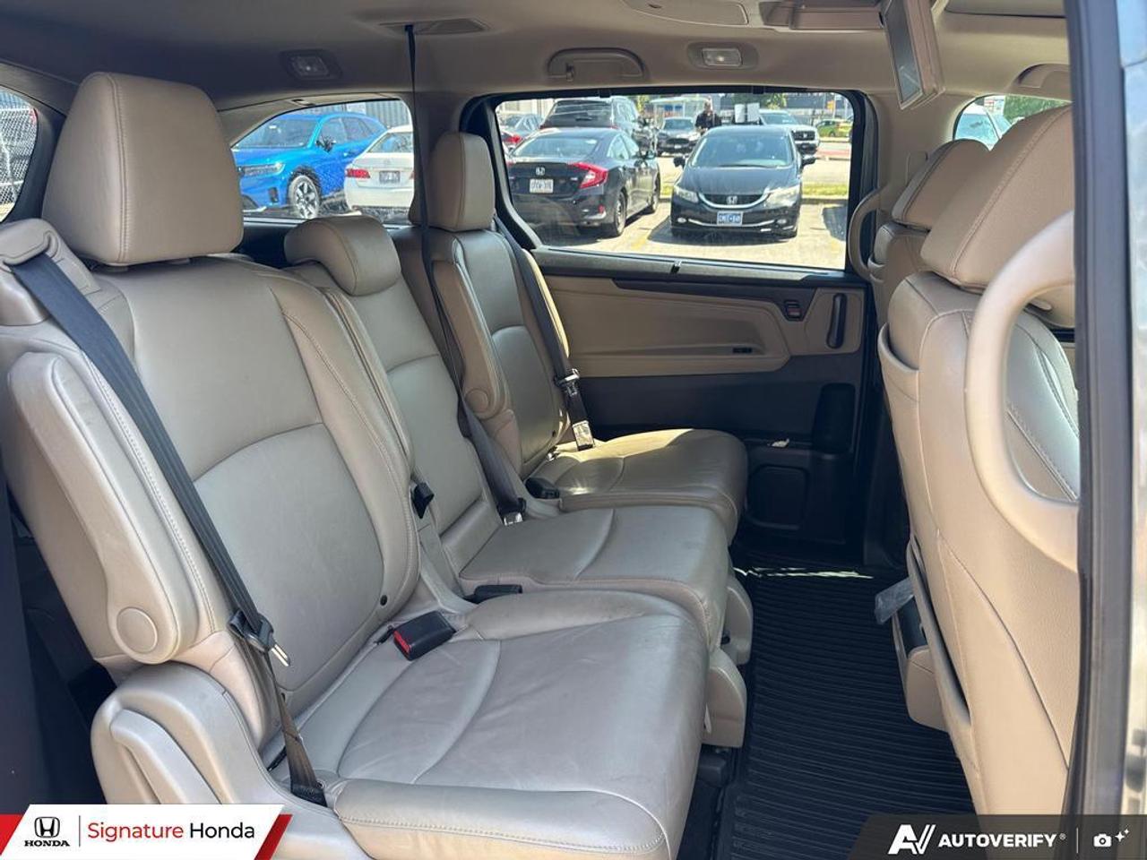 2019 Honda Odyssey Touring Photo