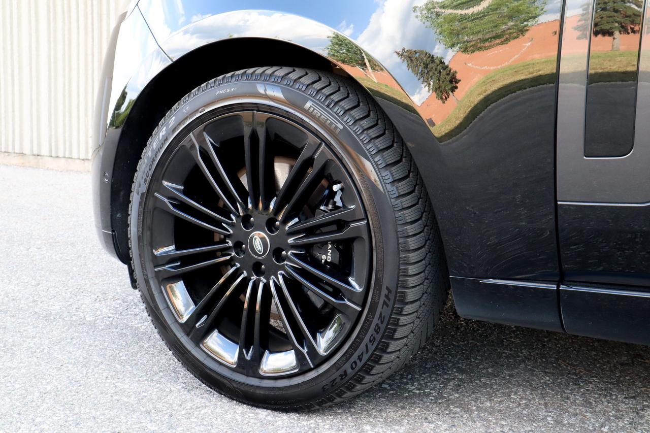 2023 Land Rover Range Rover  Photo