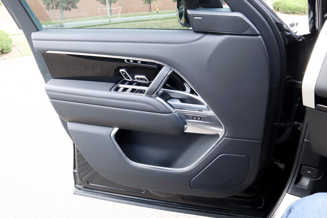 2023 Land Rover Range Rover  Photo
