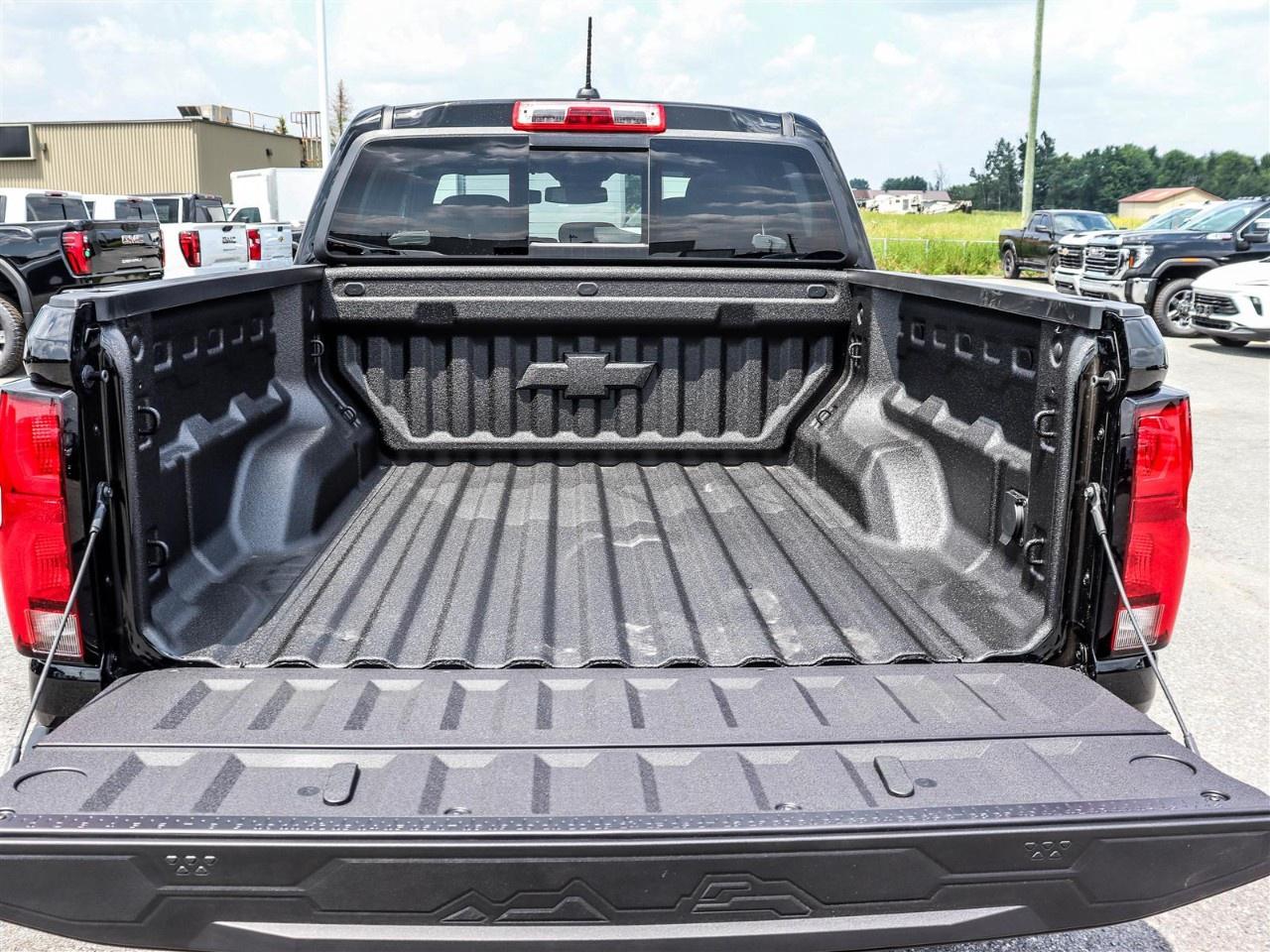 2026 Chevrolet Colorado Crew Cab Short Box 4-Wheel Drive Z71 Photo