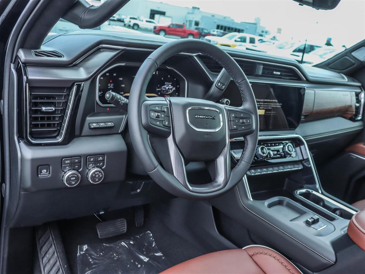 2026 GMC SIERRA 2500HD Crew Cab Standard Box 4-Wheel Drive Denali Ultimate Photo