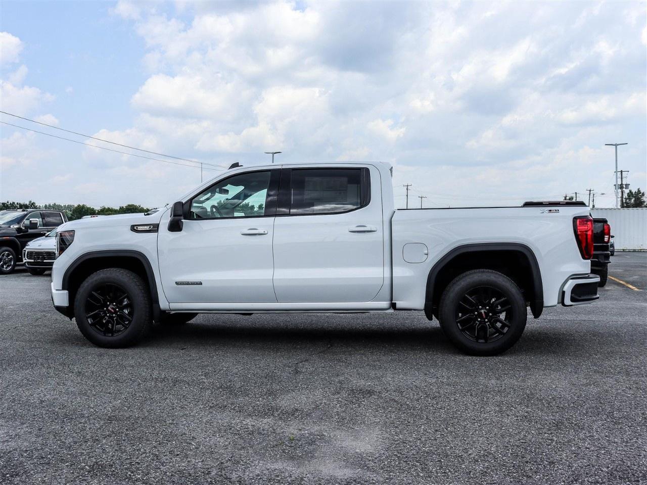 2026 GMC Sierra 1500 Crew Cab Short Box 4-Wheel Drive Elevation Photo