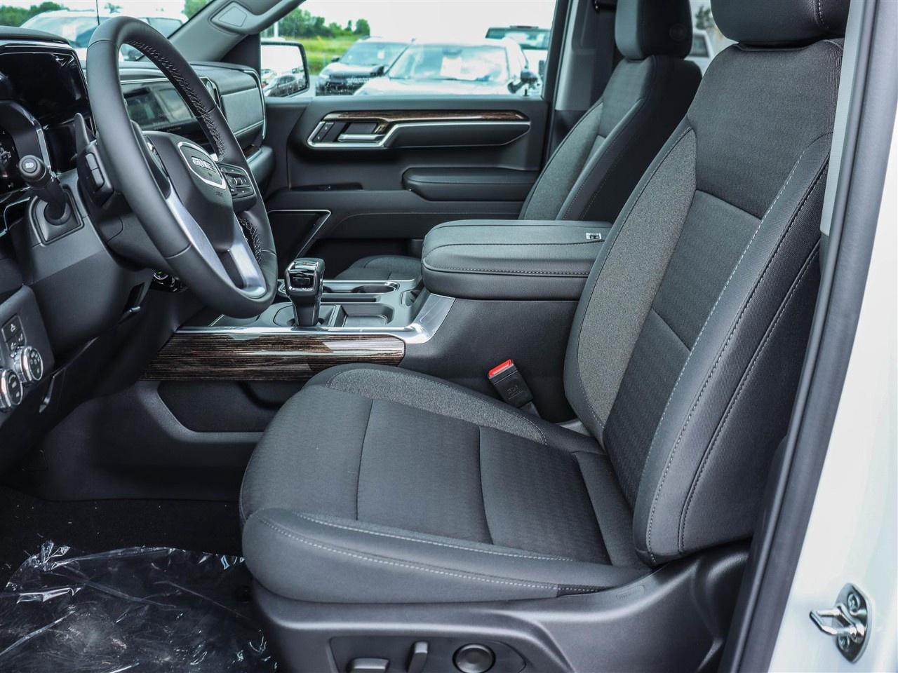 2026 GMC Sierra 1500 Crew Cab Short Box 4-Wheel Drive Elevation Photo