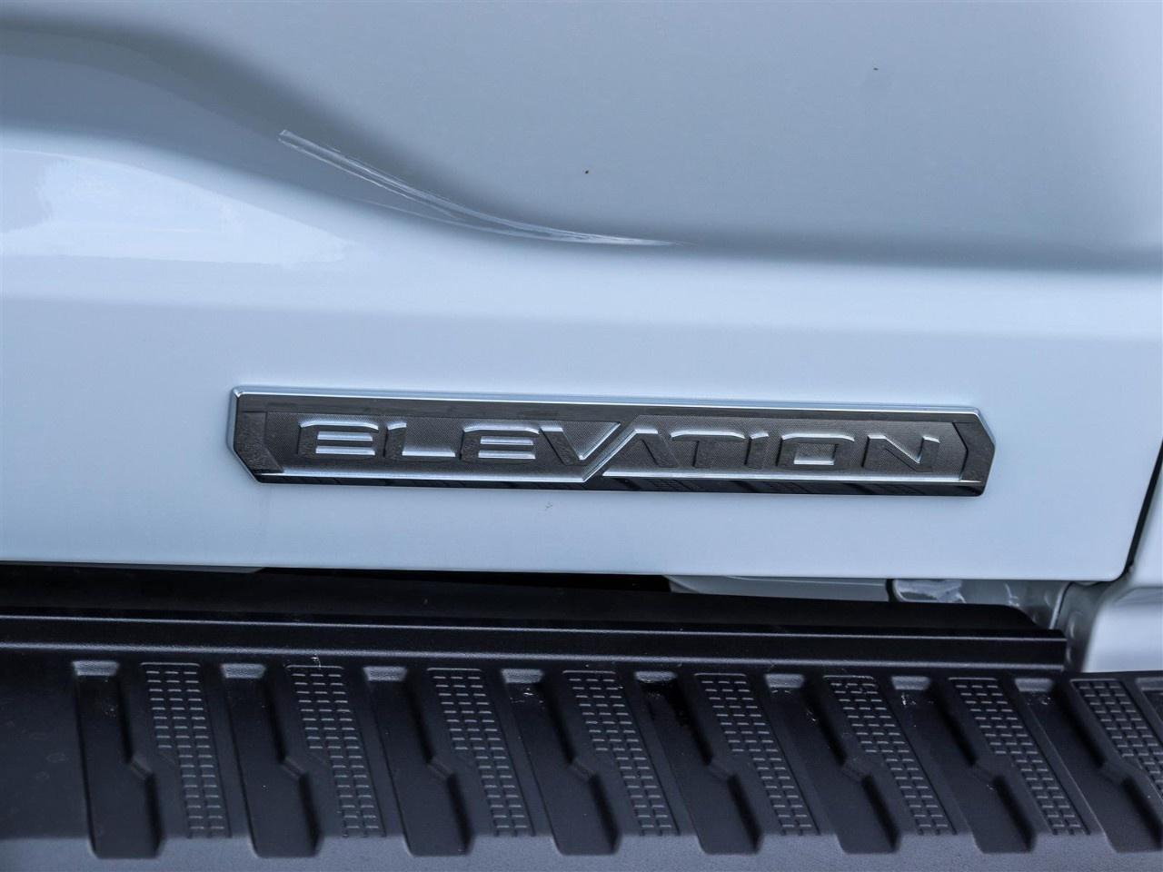 2026 GMC Sierra 1500 Crew Cab Short Box 4-Wheel Drive Elevation Photo
