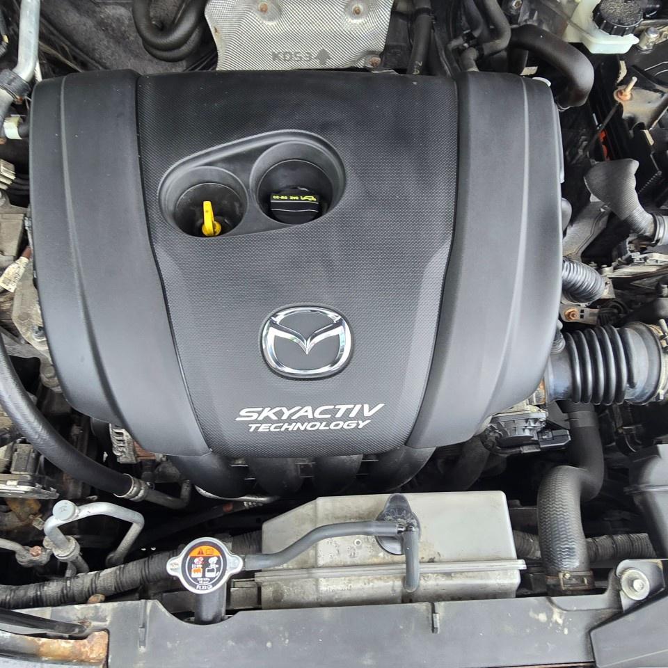 2017 Mazda CX-5 AWD 4dr Auto GT Photo