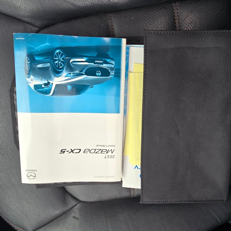 2017 Mazda CX-5 AWD 4dr Auto GT Photo