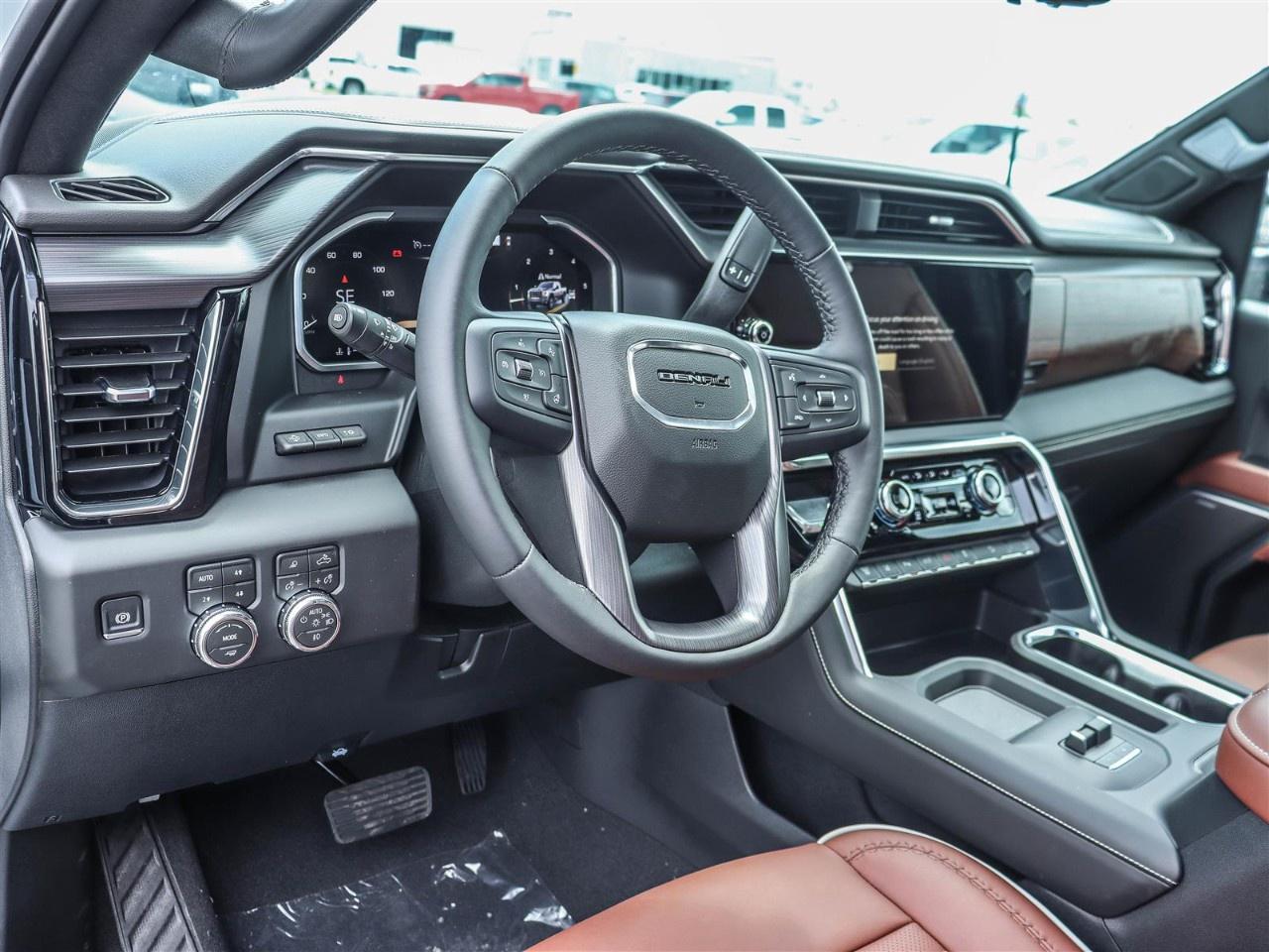 2026 GMC SIERRA 2500HD Crew Cab Standard Box 4-Wheel Drive Denali Ultimate Photo