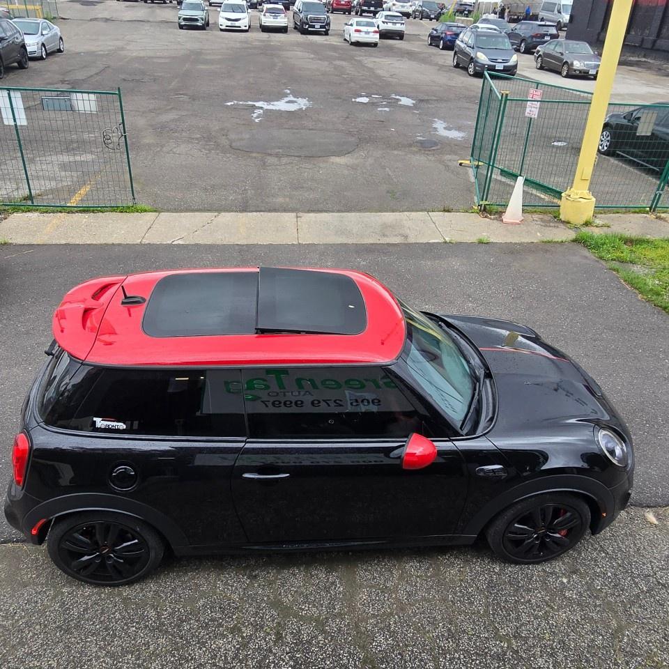 2017 MINI Cooper Hardtop 3dr HB John Cooper Works Photo