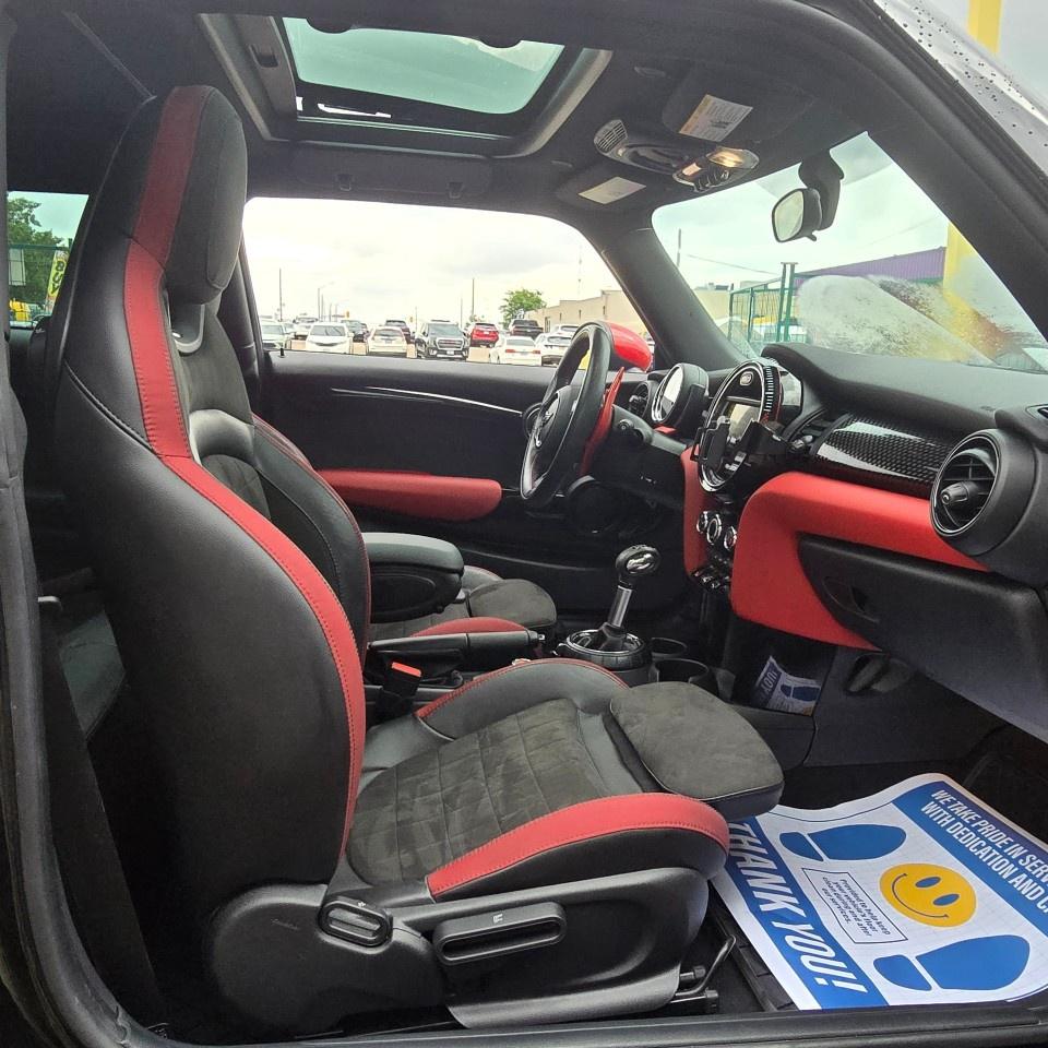 2017 MINI Cooper Hardtop 3dr HB John Cooper Works Photo